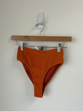 Load image into Gallery viewer, Triangl Womens Swimwear Size Small
