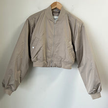 Load image into Gallery viewer, Abercrombie &amp; Fitch Heavy Outerwear Extra Extra Small
