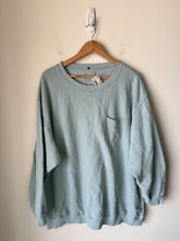 Load image into Gallery viewer, Aerie Sweatshirt Size Extra Large
