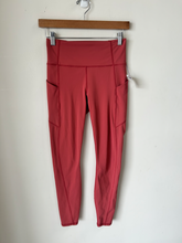 Load image into Gallery viewer, Fabletics Athletic Pants Size Small
