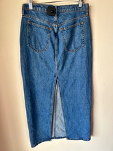 Load image into Gallery viewer, Abercrombie &amp; Fitch Long Skirt Size 2
