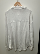 Load image into Gallery viewer, Aerie Long Sleeve Top Size Large

