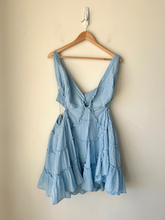 Load image into Gallery viewer, Free People Dress Size Medium
