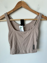 Load image into Gallery viewer, Comfrt Tank Top Size Extra Small
