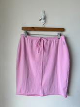 Load image into Gallery viewer, Free People Movement Short Skirt Size Medium
