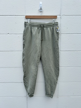 Load image into Gallery viewer, Tna Athletic Pants Size Medium
