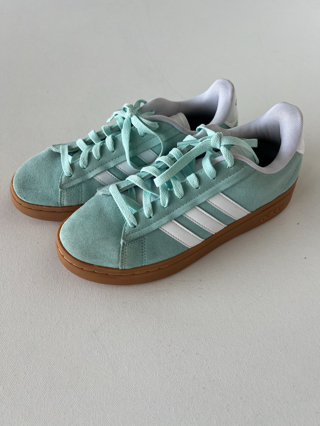 Adidas Casual Shoes Womens 8