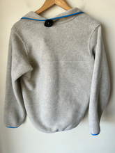 Load image into Gallery viewer, Patagonia Outerwear Size Small
