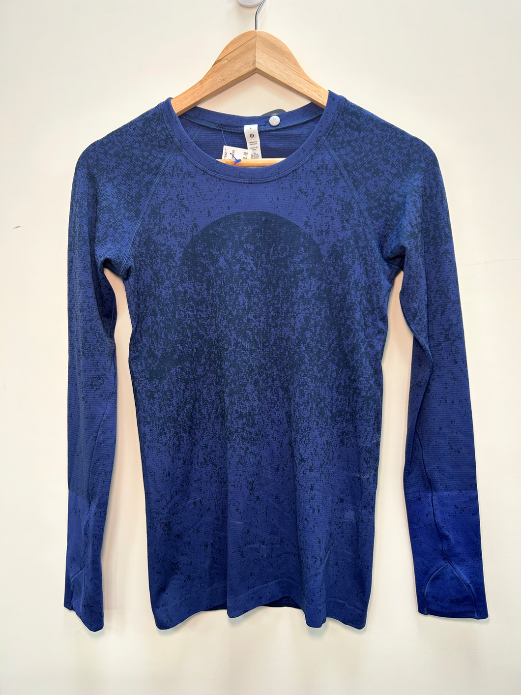 Lulu Lemon Athletic Top Size Small