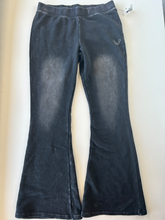 Load image into Gallery viewer, True Religion Athletic Pants Size Large
