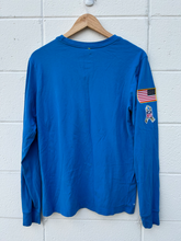 Load image into Gallery viewer, Nike Long Sleeve T-Shirt Size Small
