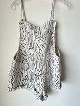 Load image into Gallery viewer, Princess Polly Womens Dresses Short Rompers Size 5/6
