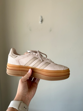 Load image into Gallery viewer, Adidas Casual Shoes Womens 5
