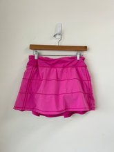 Load image into Gallery viewer, Lululemon Athletic Shorts Size 0
