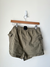 Load image into Gallery viewer, Garage Shorts Size Medium
