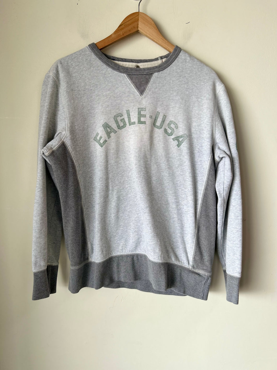 American Eagle Sweatshirt Size Small