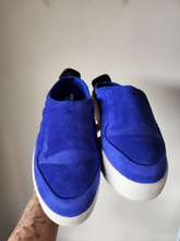 Load image into Gallery viewer, Adidas Casual Shoes Womens 9
