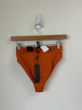 Load image into Gallery viewer, Triangl Womens Swimwear Size Small
