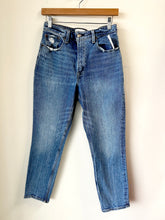 Load image into Gallery viewer, Abercrombie &amp; Fitch Denim Size 5/6 (28)
