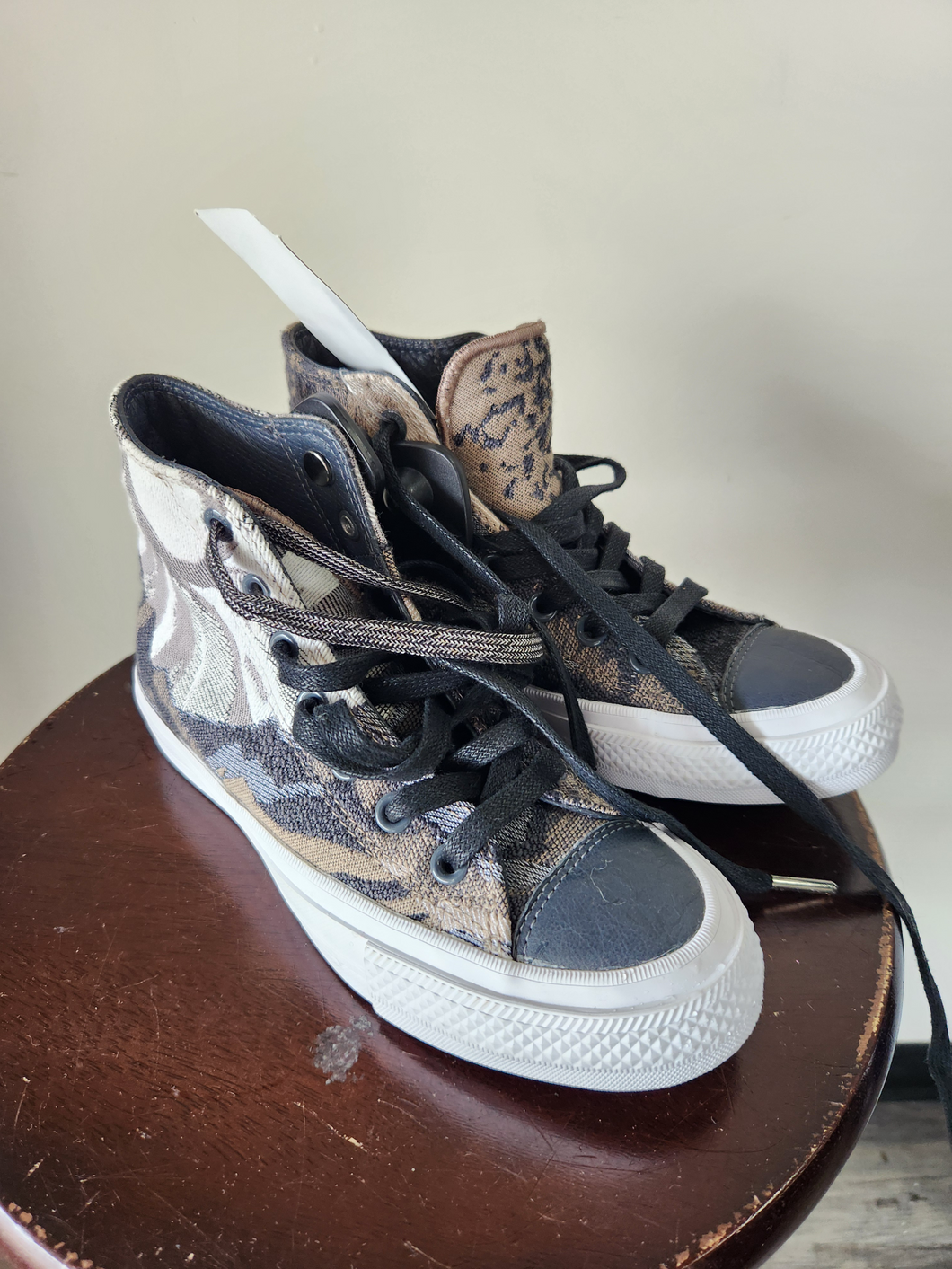 Converse Casual Shoes Womens 6