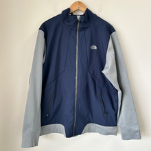 Load image into Gallery viewer, North Face Outerwear Size Extra Large
