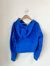 Load image into Gallery viewer, Lululemon Sweatshirt Size Small
