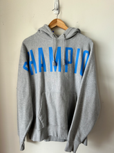 Load image into Gallery viewer, Champion Sweatshirt Size Large
