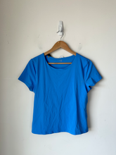 Load image into Gallery viewer, Offline Athletic Top Size Extra Large
