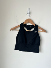Load image into Gallery viewer, Gym Shark Athletic Top Size Small
