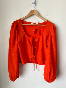 Levi Long Sleeve Top Size Medium