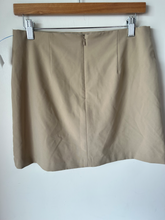 Load image into Gallery viewer, Sunday Best Short Skirt Size Extra Large

