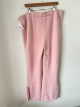 Load image into Gallery viewer, Playboy Pants Size 3XL
