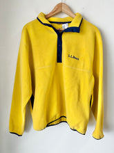 Load image into Gallery viewer, L.L. Bean Sweatshirt Size Medium
