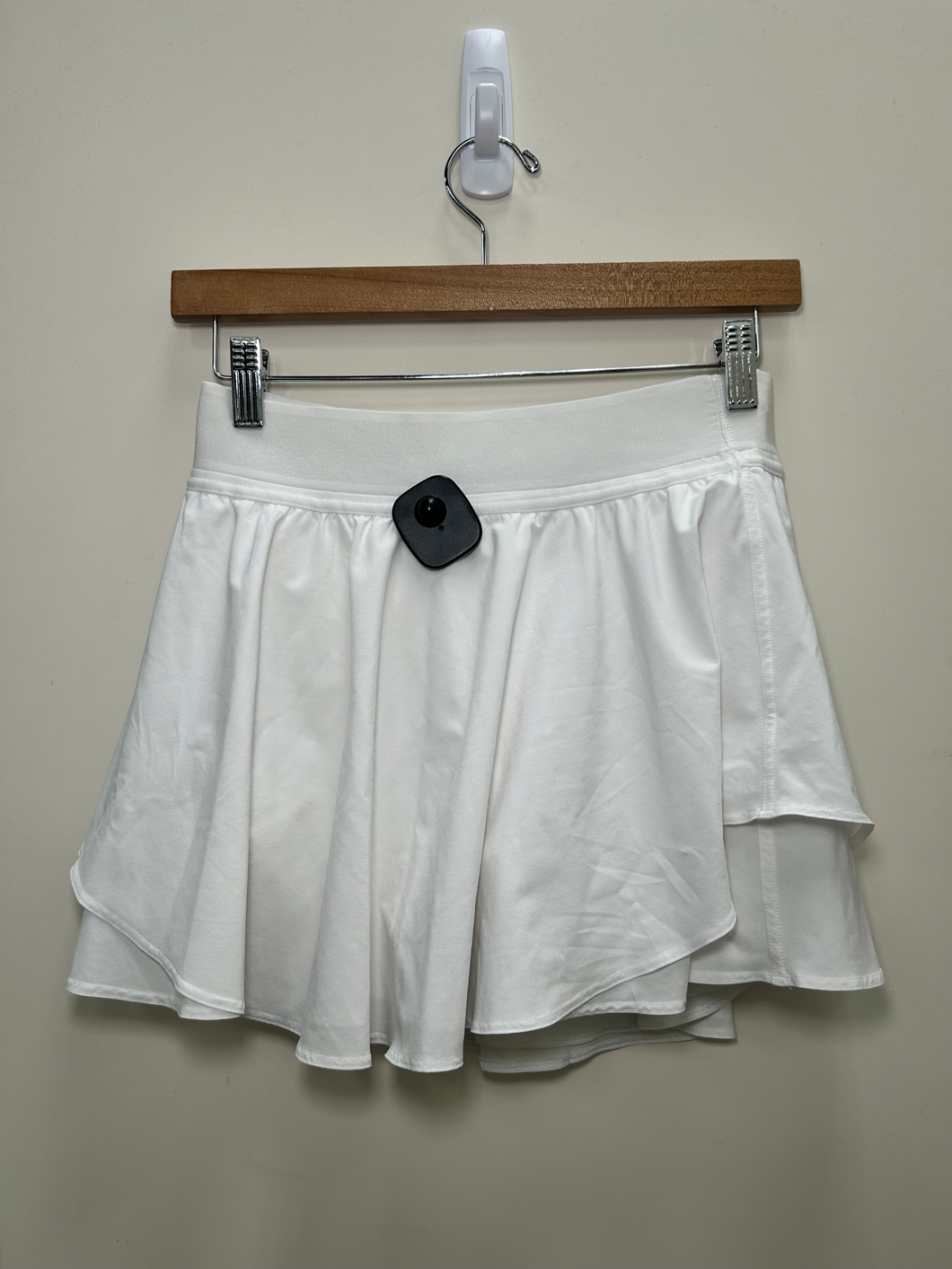 Lulu Lemon Athletic Shorts Size 3/4