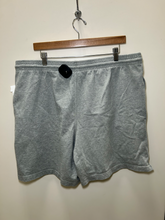 Load image into Gallery viewer, Nike Athletic Shorts Size XXL
