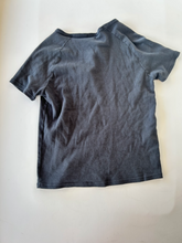 Load image into Gallery viewer, John Galt Short Sleeve Top Size Small
