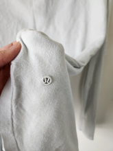 Load image into Gallery viewer, Lulu Lemon Athletic Top Size Small
