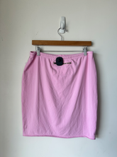 Load image into Gallery viewer, Free People Movement Short Skirt Size Medium
