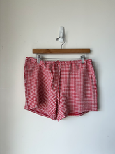 Load image into Gallery viewer, Double Zero Shorts Size Small
