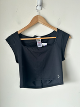 Load image into Gallery viewer, Gym Shark Athletic Top Size Large
