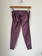 Load image into Gallery viewer, DFYNE Athletic Pants Size Large
