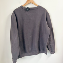 Load image into Gallery viewer, White Fox Sweatshirt Size Medium

