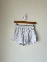 Load image into Gallery viewer, Dsg Athletic Shorts Size Medium

