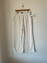 Load image into Gallery viewer, Fabletics Athletic Pants Size Large
