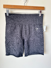 Load image into Gallery viewer, Gym Shark Athletic Shorts Size Small
