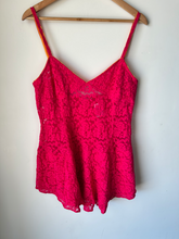 Load image into Gallery viewer, Free People Tank Top Size Large
