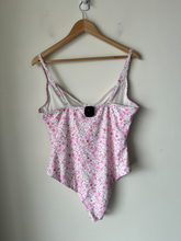 Load image into Gallery viewer, Altar'd State Womens Swimwear Size XXL
