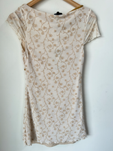 Load image into Gallery viewer, Motel Dress Size Small
