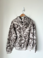Load image into Gallery viewer, Brooklyn Cloth Sweatshirt Size Medium

