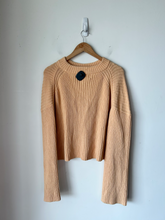 Load image into Gallery viewer, H &amp; M Sweater Size Extra Large
